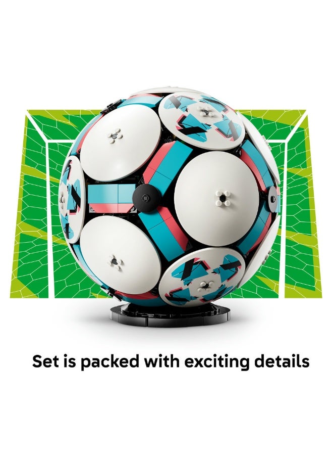 LEGO Editions Football - 3D Display Model Building Kit 43019 (Age 10+, 1498 Pieces) - Image 5