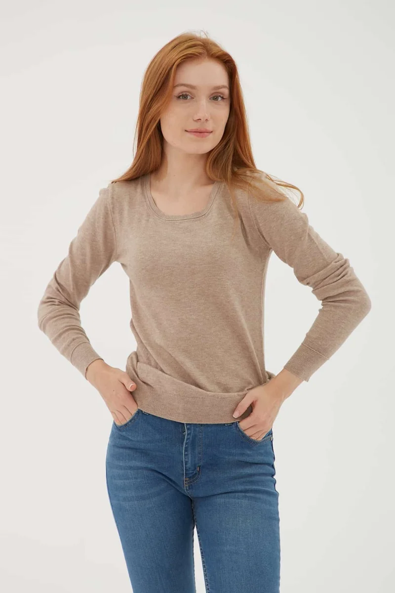 فاشن فريندز Standard Fit U Neck Knitwear Sweater Women's Sweater 24K0779K1