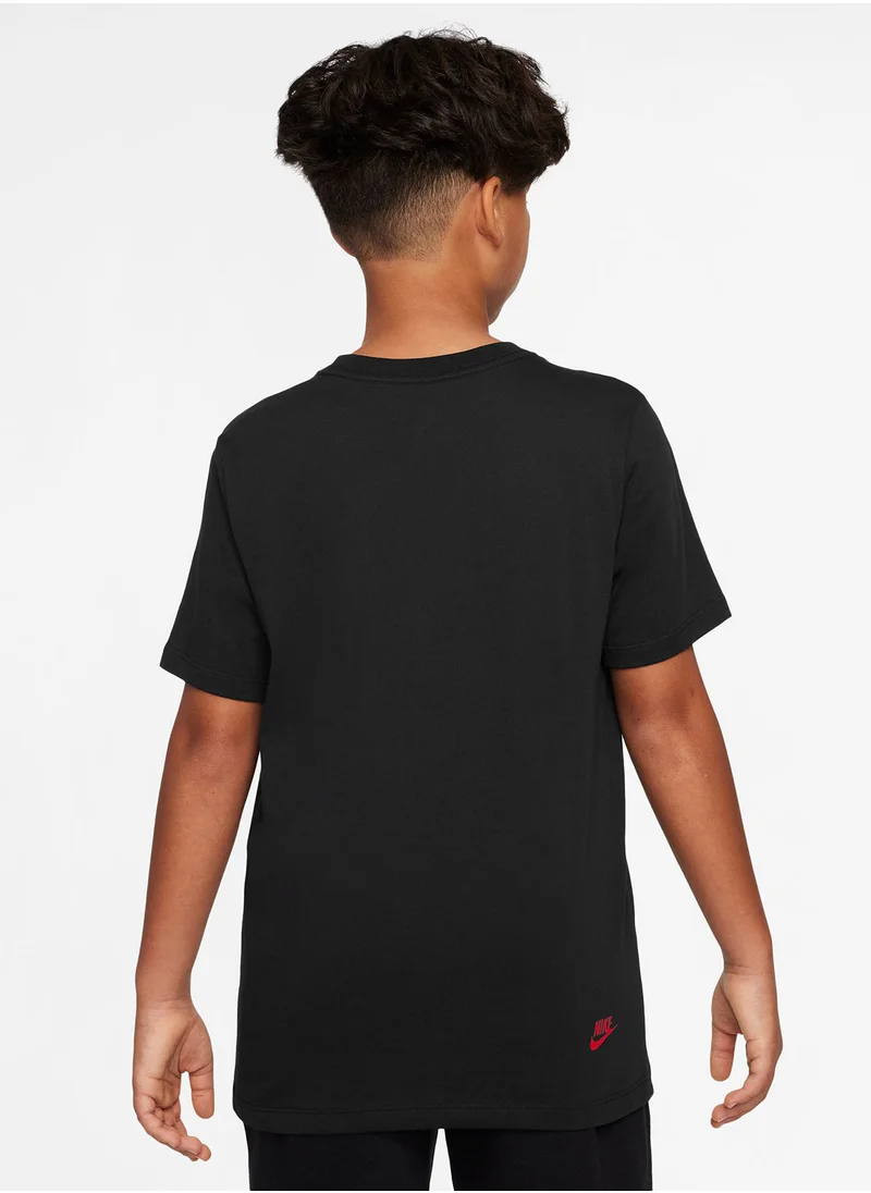 نايكي Nsw Boxy Pocket T-Shirt