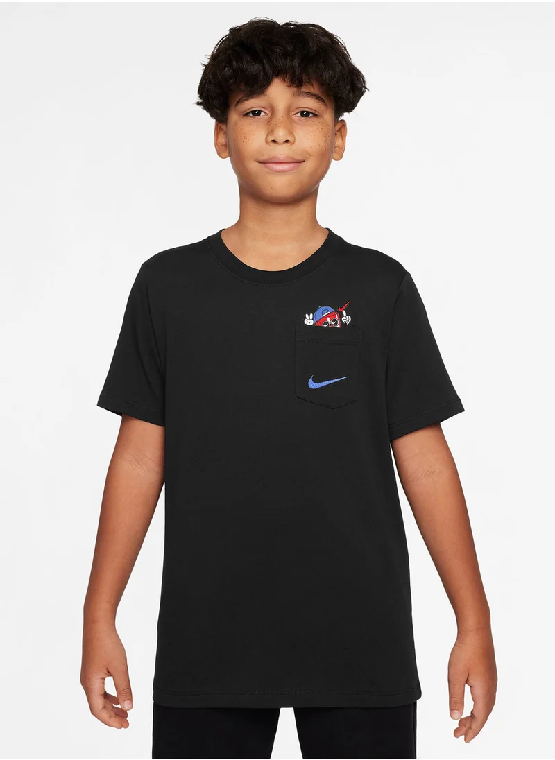 نايكي Nsw Boxy Pocket T-Shirt