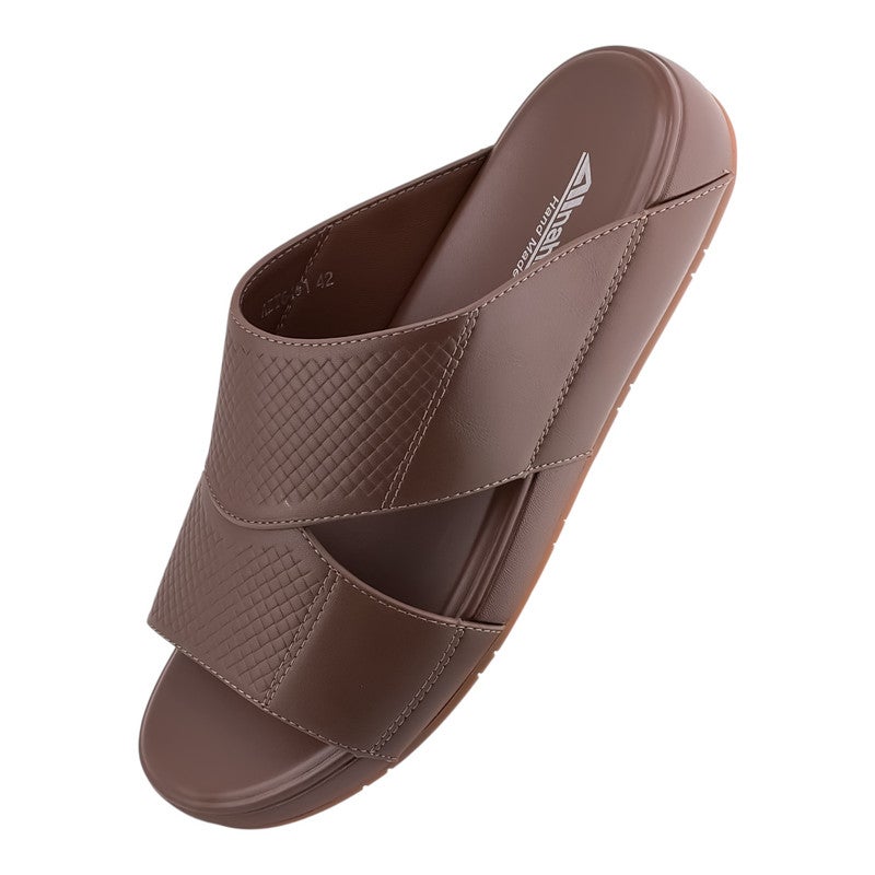 إيت صندل عربي يدوي الصنع للرجال من AET | شبشب رجالي خارجي | شبشب مفتوح من الأمام للاستخدام اليومي | جلد عربي أصلي| تصميم عربي جديد | نعل داخلي مطابق للون| مريح وخفيف الوزن - Image 3