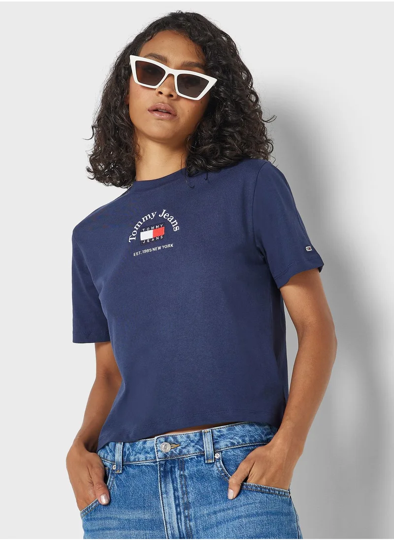 TOMMY JEANS Embroidered Logo Crop T-Shirt