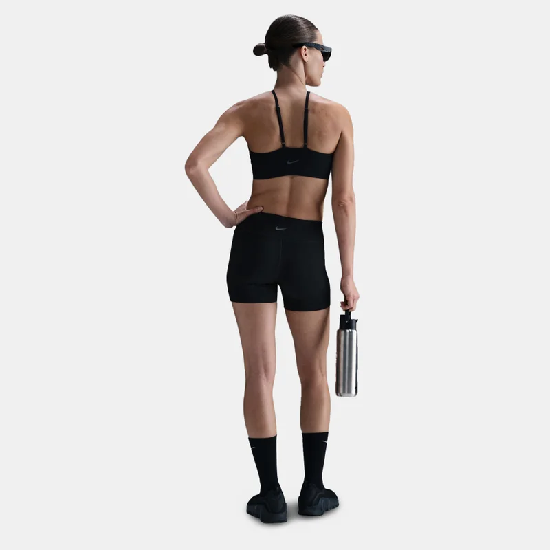 Nike Women's One Keyhole Light-Support Padded Sports Bra