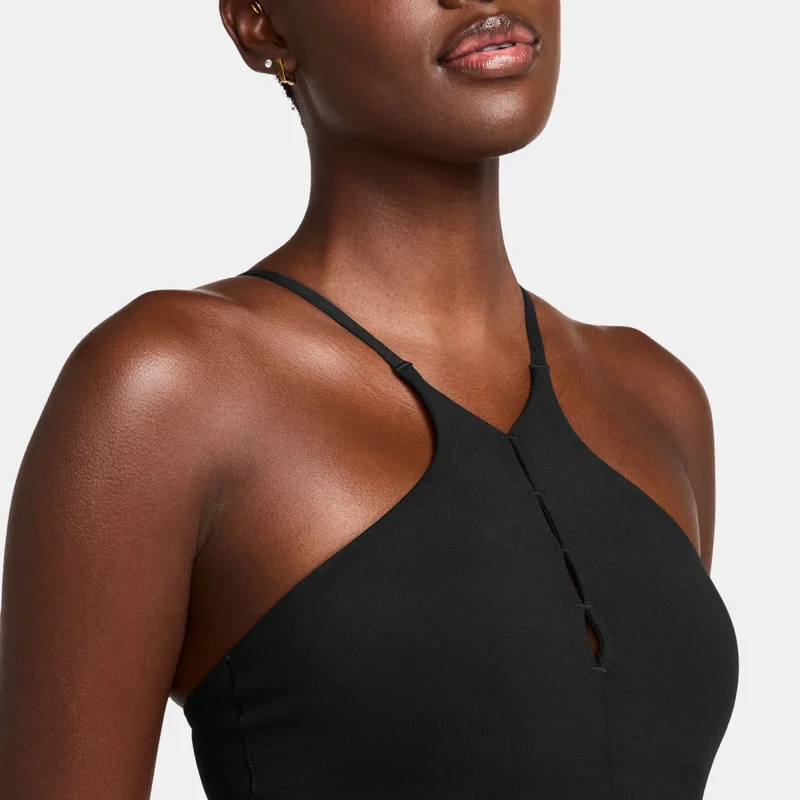 Nike Women's One Keyhole Light-Support Padded Sports Bra