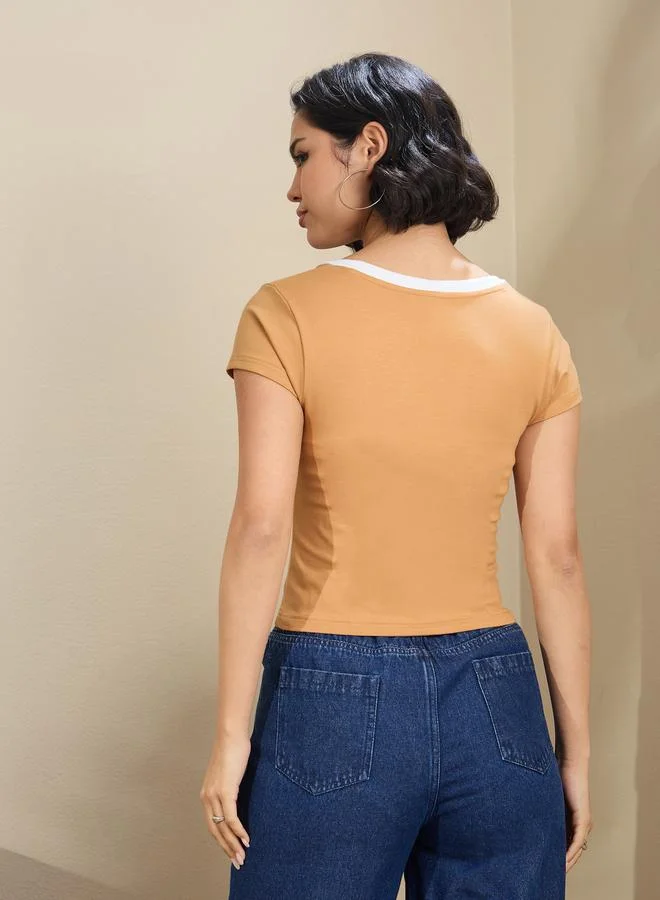 SASSAFRAS Women Tan Contrast Deep V Neck Fitted Crop T-Shirt