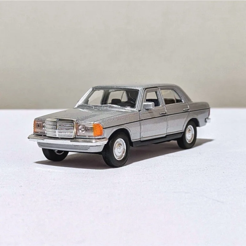 Toprock Store Benz E-Class 230E Classic Collection Metal Car 12CM Classic Antique Gray