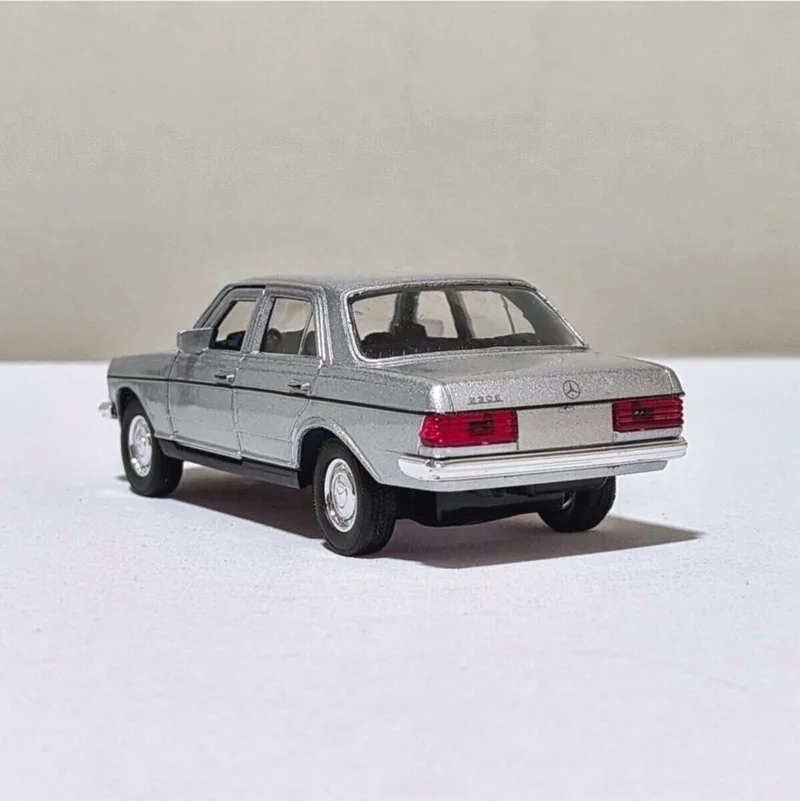 Toprock Store Benz E-Class 230E Classic Collection Metal Car 12CM Classic Antique Gray
