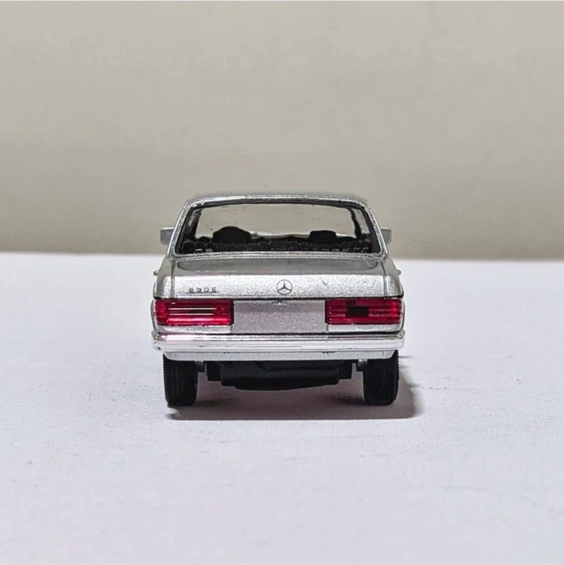 Toprock Store Benz E-Class 230E Classic Collection Metal Car 12CM Classic Antique Gray