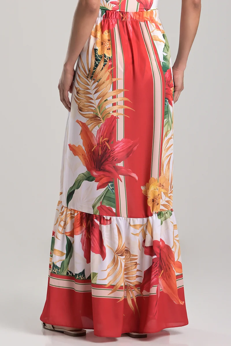 كارمن ستيفنز رداء شاطئ بتفاصيل حلقة ونقش