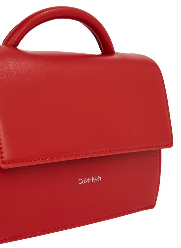 CALVIN KLEIN TOP HANDLE CROSSBODY BAG  - Image 3