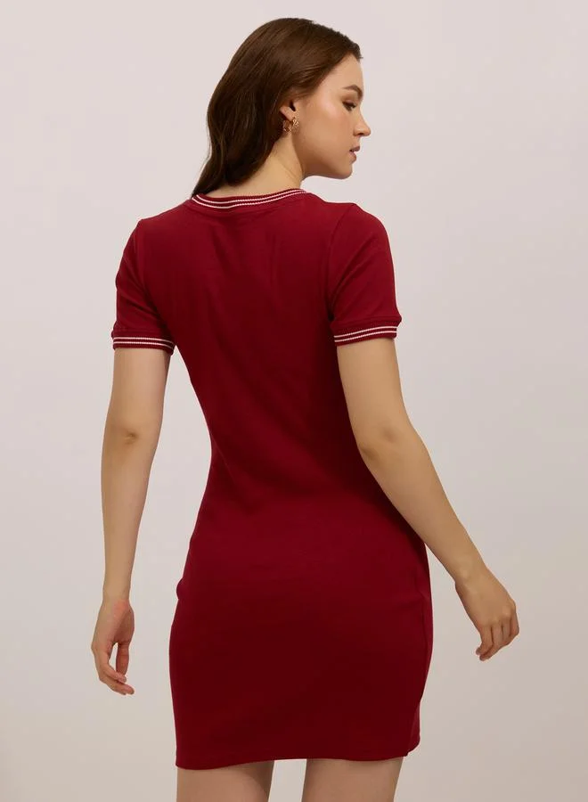 Outzidr  Maroon Ribbed Bodycon Mini Dress for Women | Best Price UAE
