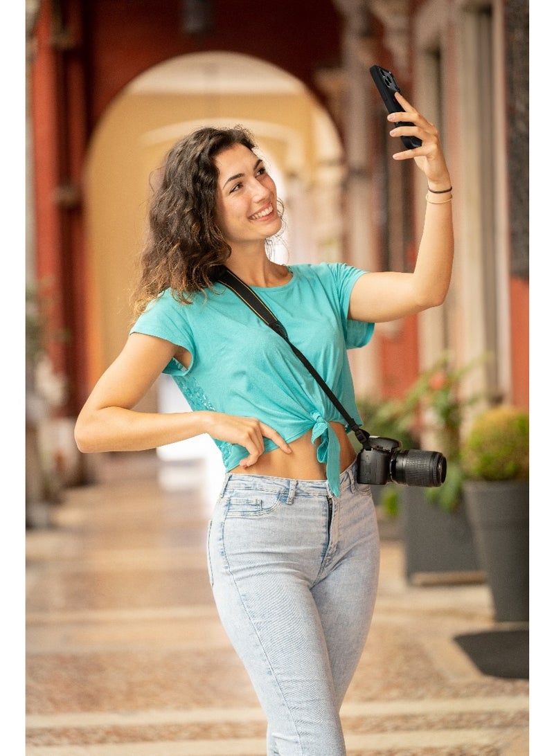 ليفيلو جراب فالو المصنوع من جلد البولي يوريثان لهاتف iPhone 17 Pro بتصميم تطريز دبي / مقاوم للخدش والتآكل / حواف مرتفعة للكاميرا والشاشة / مصد مقاوم للصدمات - أسود داكن - Image 5