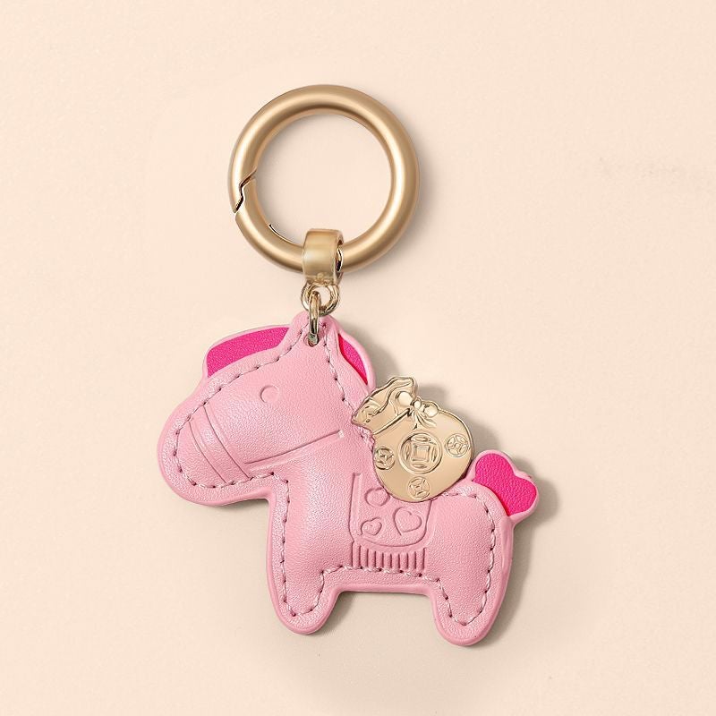 Right Now Rich Auto Leather Cartoon Couple Delicate Small Pendant Accessories Advanced Sense Bag Chain Creative Car Keychain - Image 4