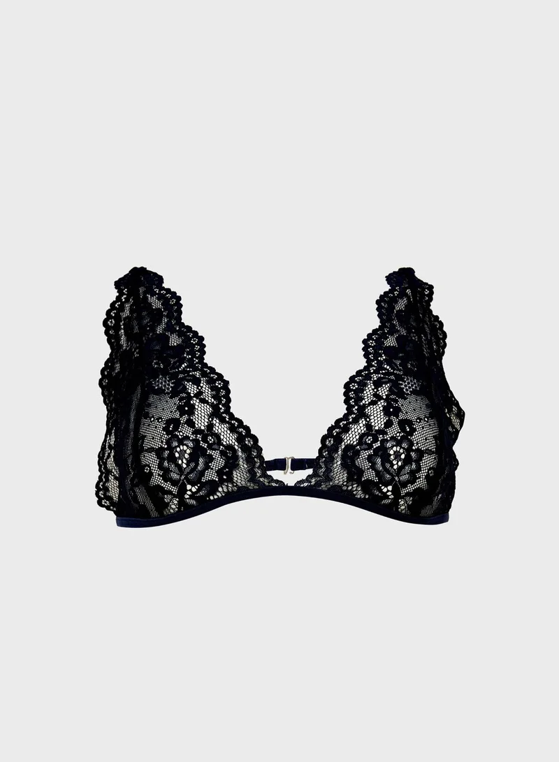 ايلا Lace Bralette & High Waist Criss Cross Brief Set