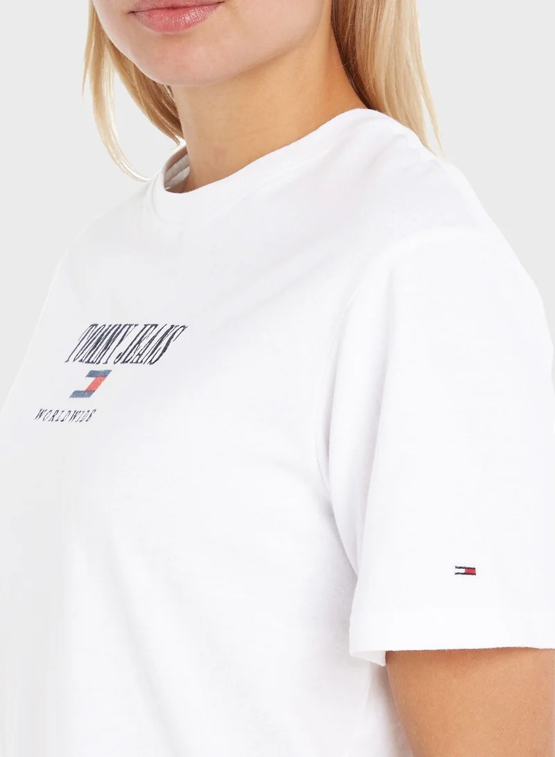 TOMMY JEANS Crew Neck Logo T-Shirt