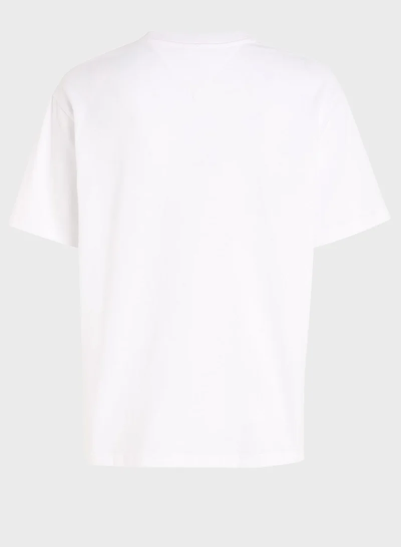 TOMMY JEANS Crew Neck Logo T-Shirt