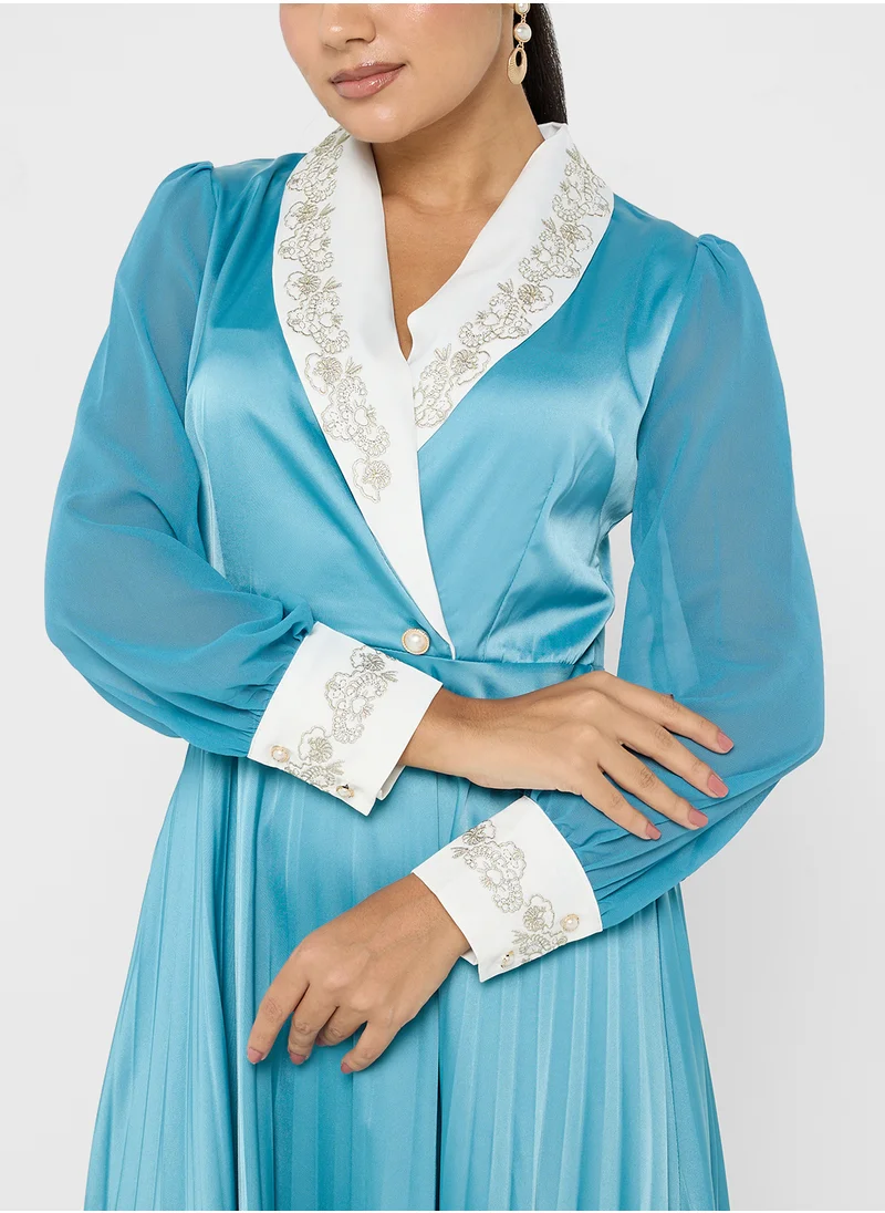 ELLA Pleated Dress With Embroidered Collar