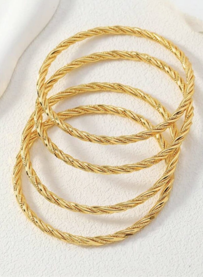 يوكا  مجموعة كبيرة من 4 قطع من سوارات الأساور النحاسية المصنوعة من الحبال الملتوية، بطلاء ذهبي عيار 24 ، فاخرة وعصرية - هدية مثالية لحفلات الزفاف، وأعياد الميلاد، وعيد الأم للصديقات والأمهات - Image 2