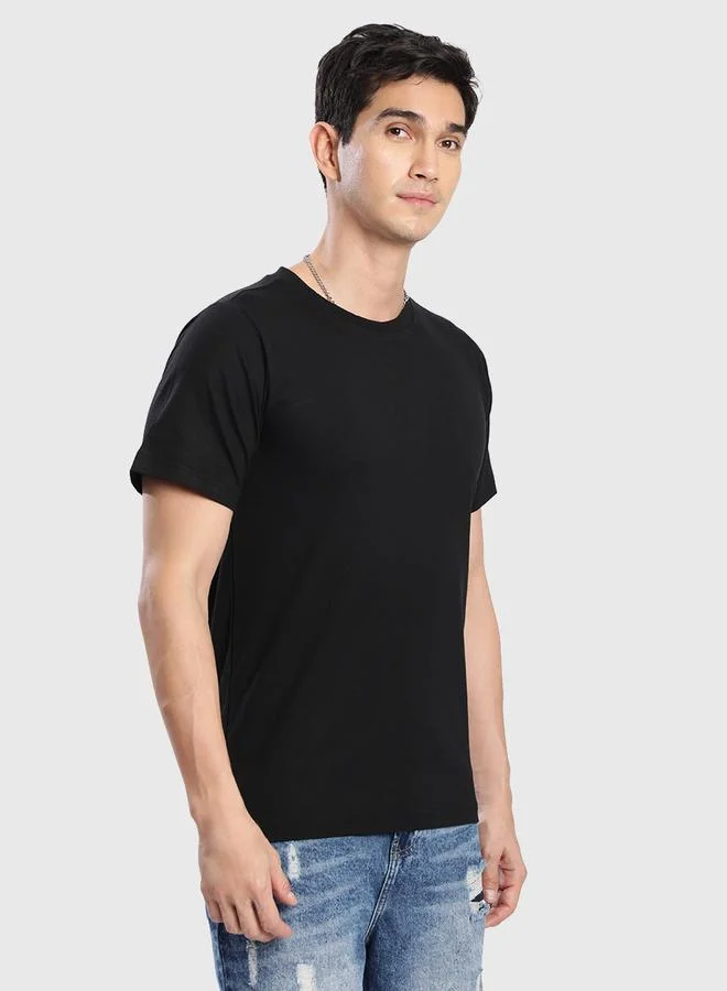 ستايلي Men Black Solid Regular Fit T-Shirt By Bene Kleed