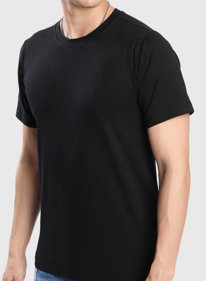 ستايلي Men Black Solid Regular Fit T-Shirt By Bene Kleed