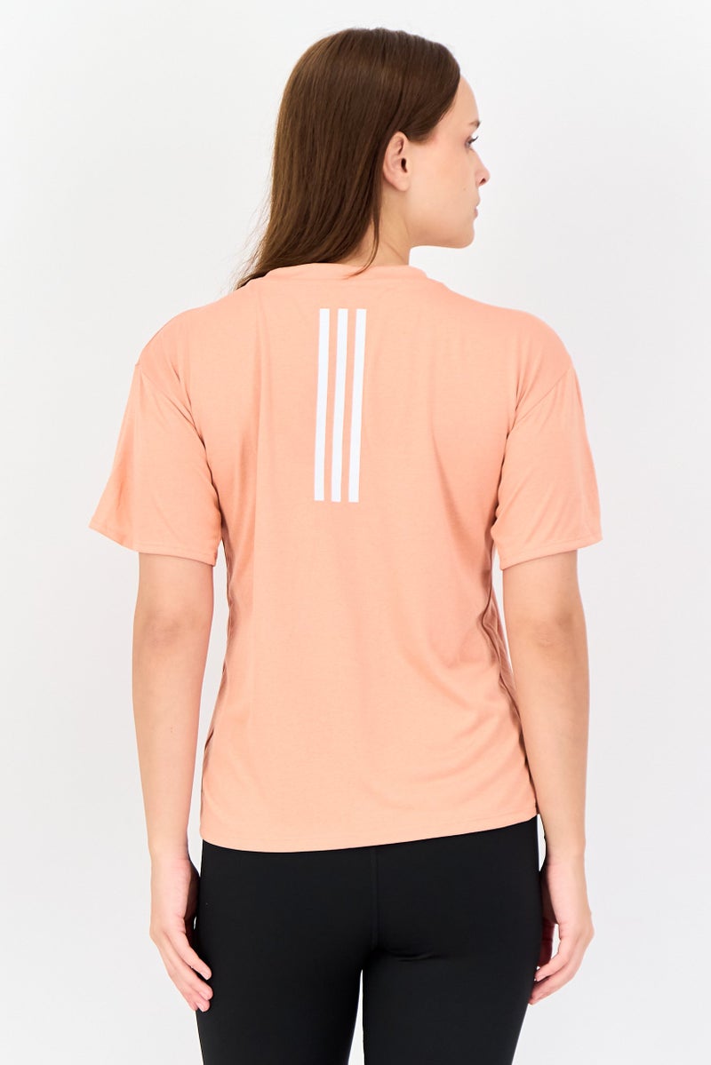 Adidas تي شيرت تدريب قصير الأكمام للنساء، كورال - Image 4