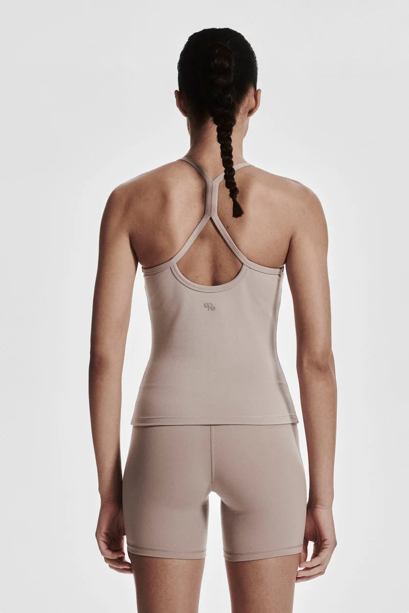 اتش اند ام Integral-bra sports strappy top with SoftMove™