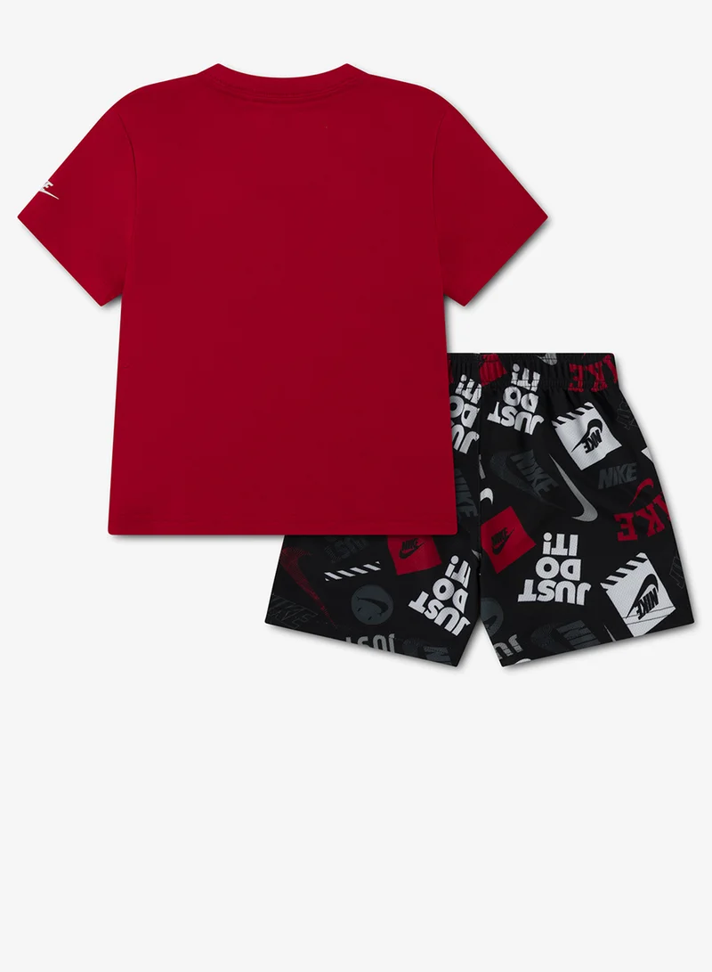 نايكي طقم شورتات للأطفال بطبعة كاملة