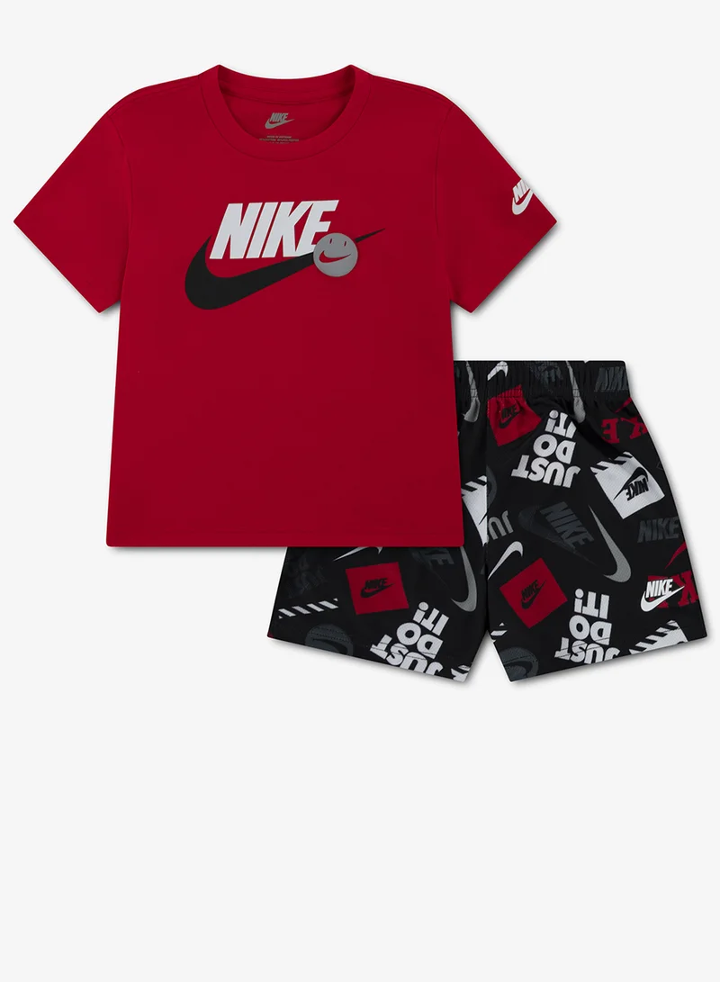 نايكي طقم شورتات للأطفال بطبعة كاملة