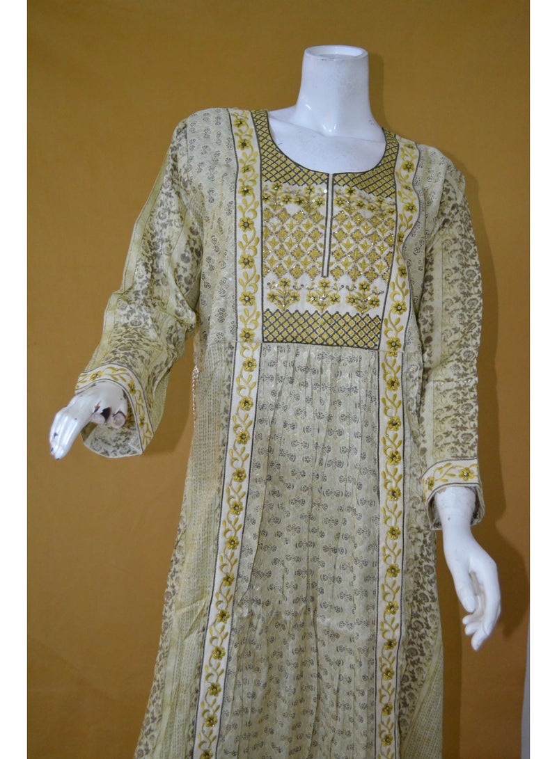 زينة جلابية نسائية أنيقة – فستان سهرة وحفلات محتشم بتطريز وأكمام طويلة مع أشرطة جانبية قابلة للتعديل - Image 2