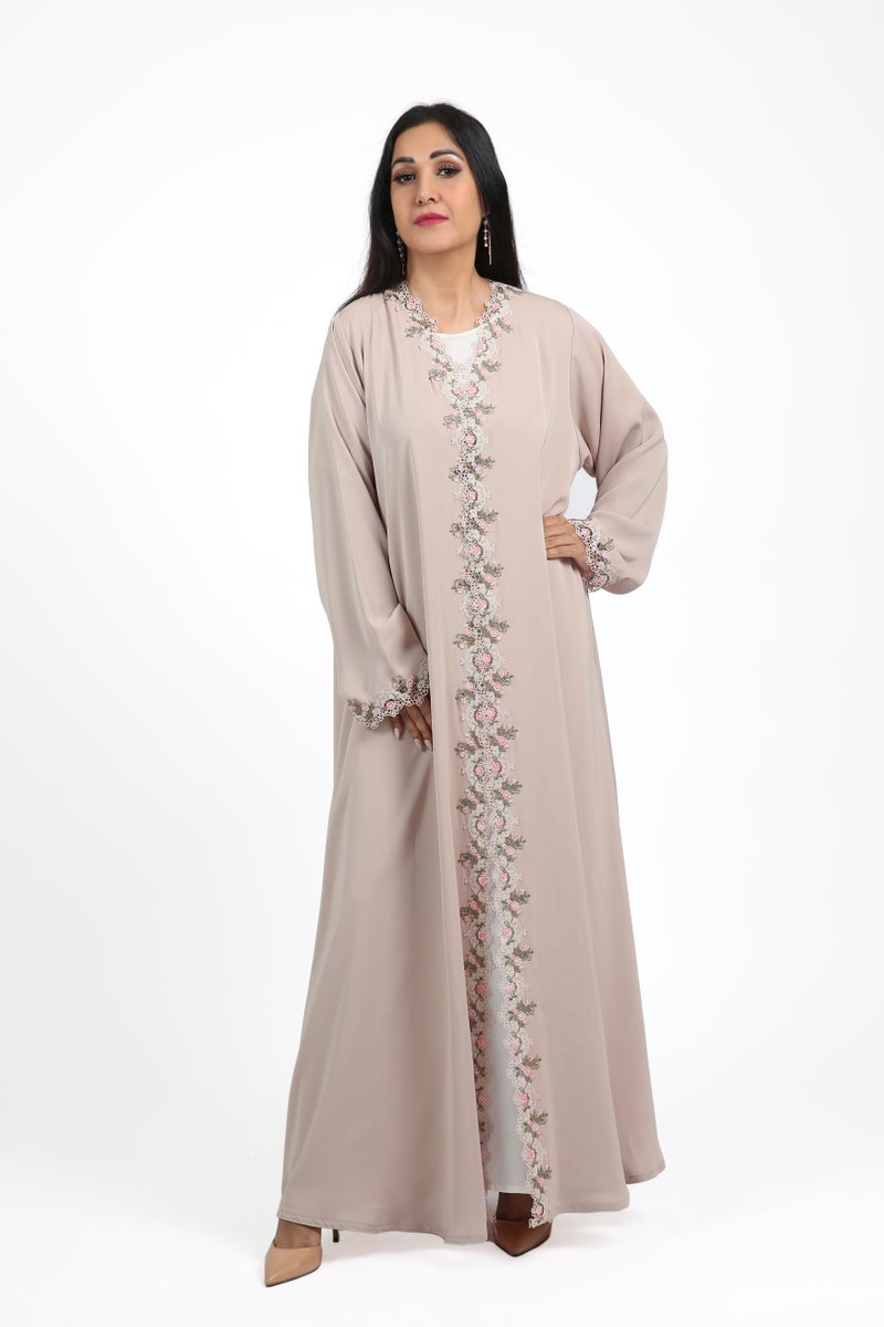 Nikias Nida abaya with lace on front and sleves - Image 2