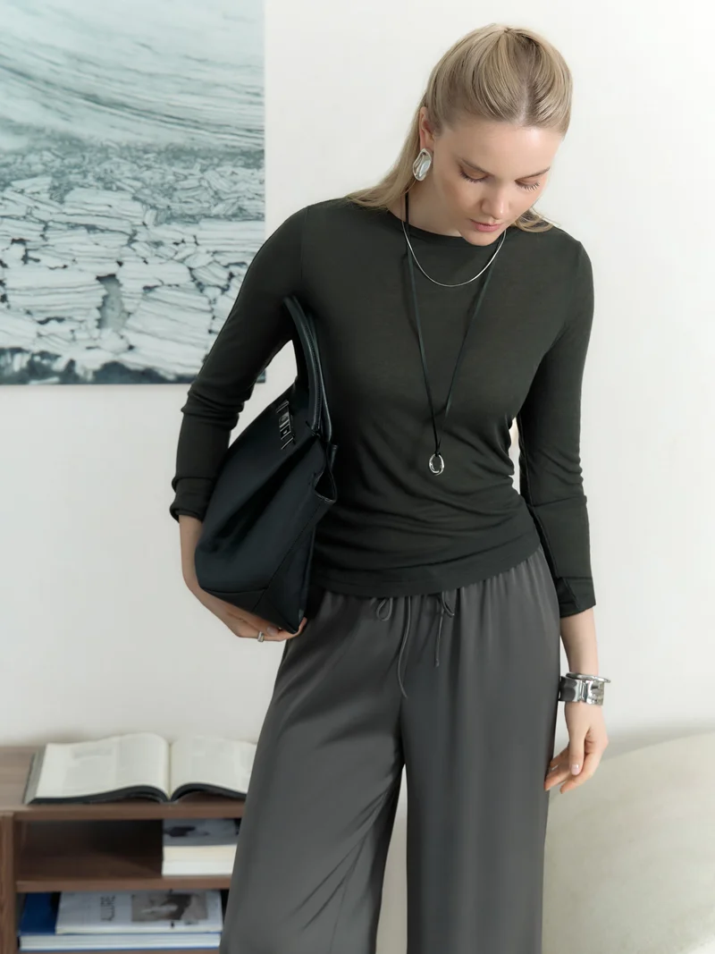 Lichi Smooth jersey loose-fitting trousers
