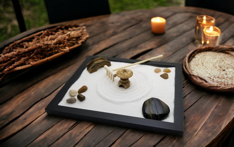 TAPBULL حديقة رمل زين للمكتب مع مشط، صخور وشخصيات (متوسطة) - Image 4