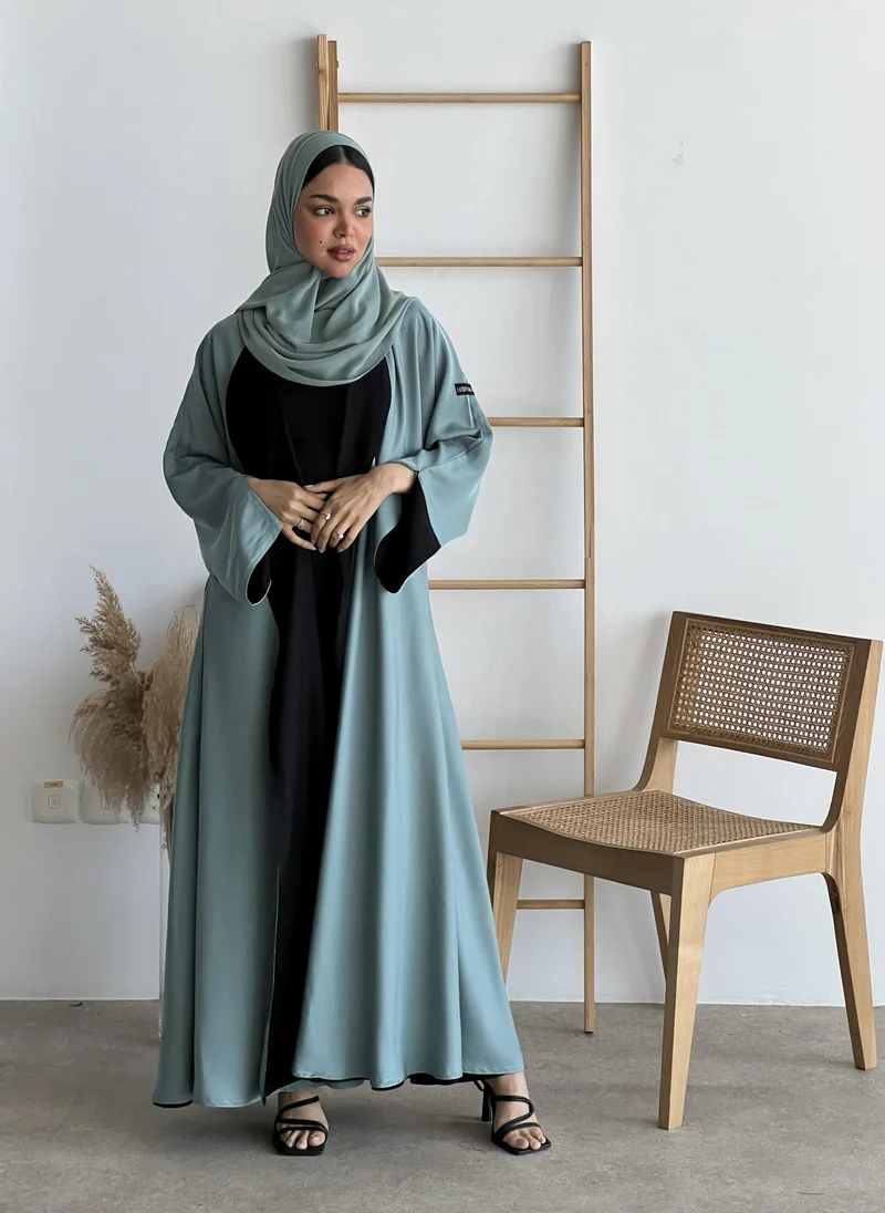 عبايات لوسين عباية دبل فيس كلوش أسود وتيفاني