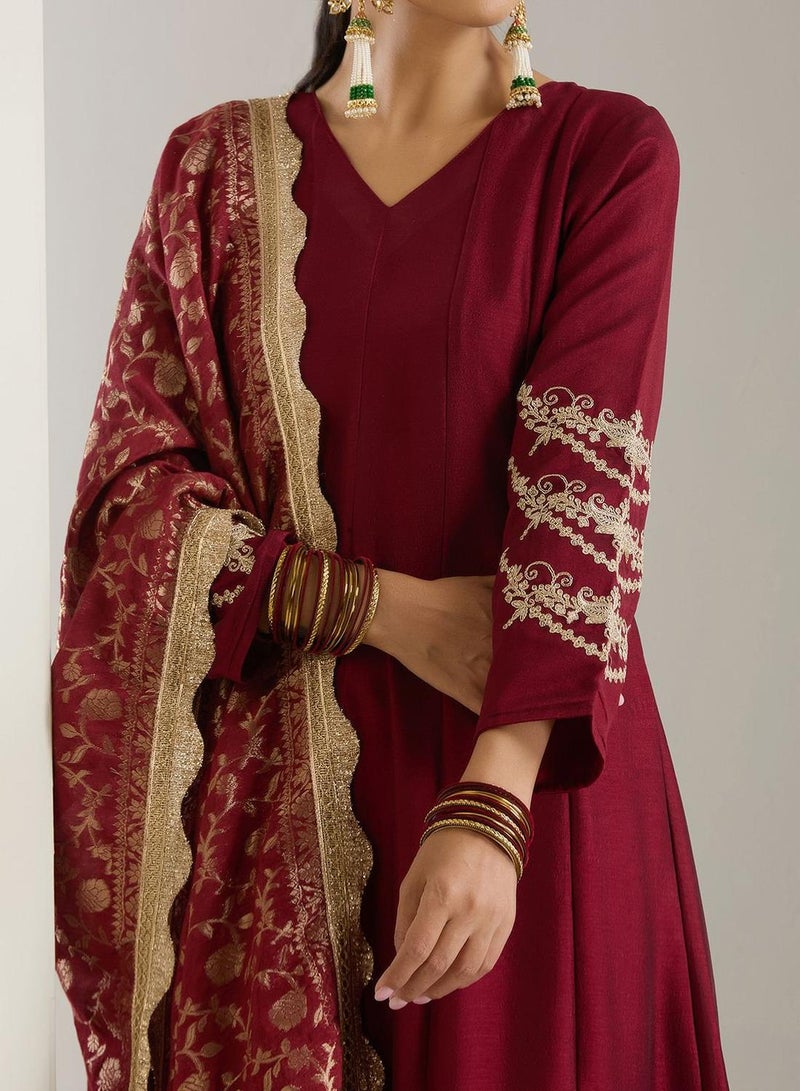 ISHIN Women's Wine Polyester Blend Embellished Midi Kaftan Straight Fit Dress  - Image 3