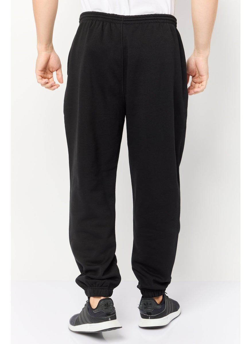 Reebok Men Sportswear Fit Outdoor Sweatpants, Black  - Image 4