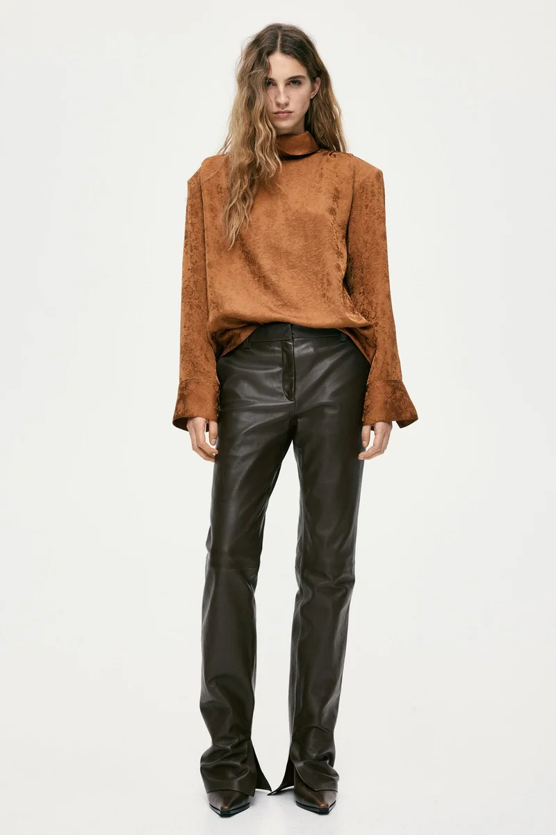 اتش اند ام بنطلون من الجلد