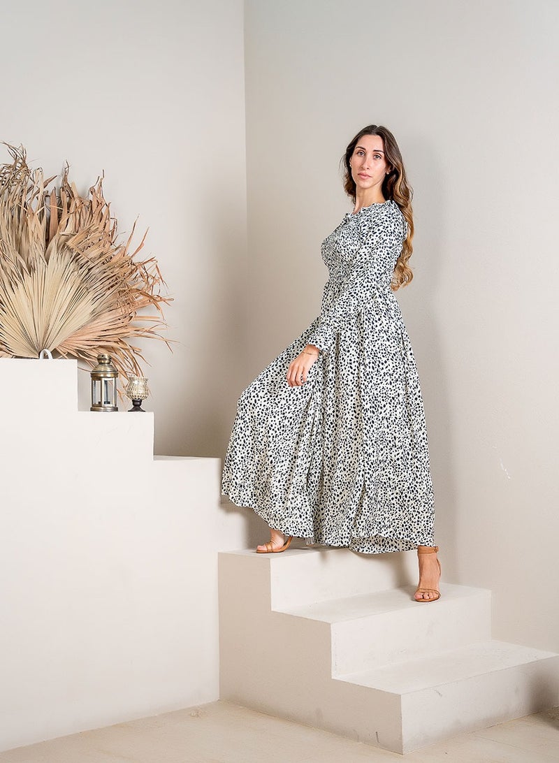 ايديال وايت ماكسي: نقاط سوداء جريئة - Image 1