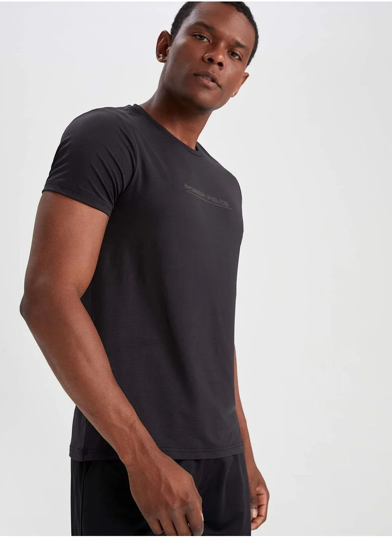 ديفاكتو Man Slim Fit Knitted T-Shirt