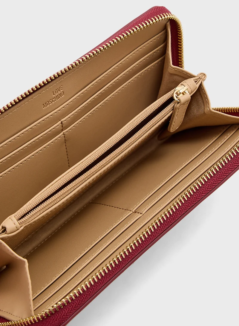 لوف موسكينو Logo Detailed Zip Over Wallet