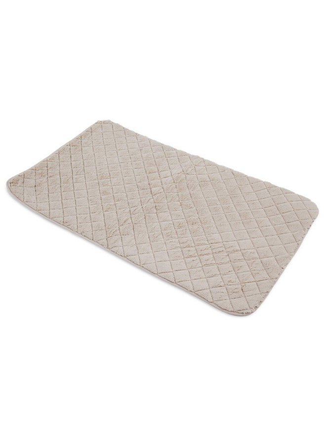 Petmate Precision Pet SNOOZZY CREAM 47X28 QUILTED MAT - Image 1
