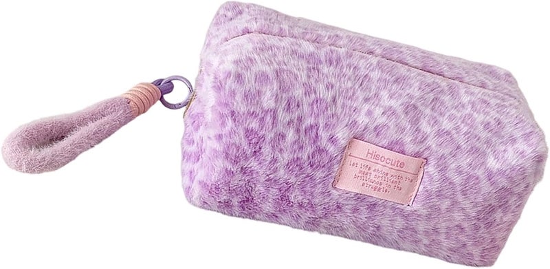 Winter Fashion Leopards Design Plush Travel Cosmetic Organizers Portable Handbag for Daily Essential Storage Large Capacity Travel Toiletry Bag - Image 1