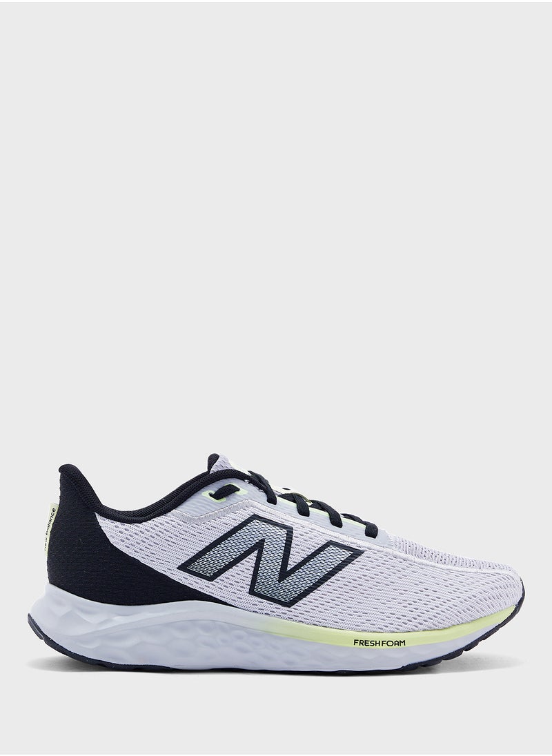 New Balance اريشي  - Image 1