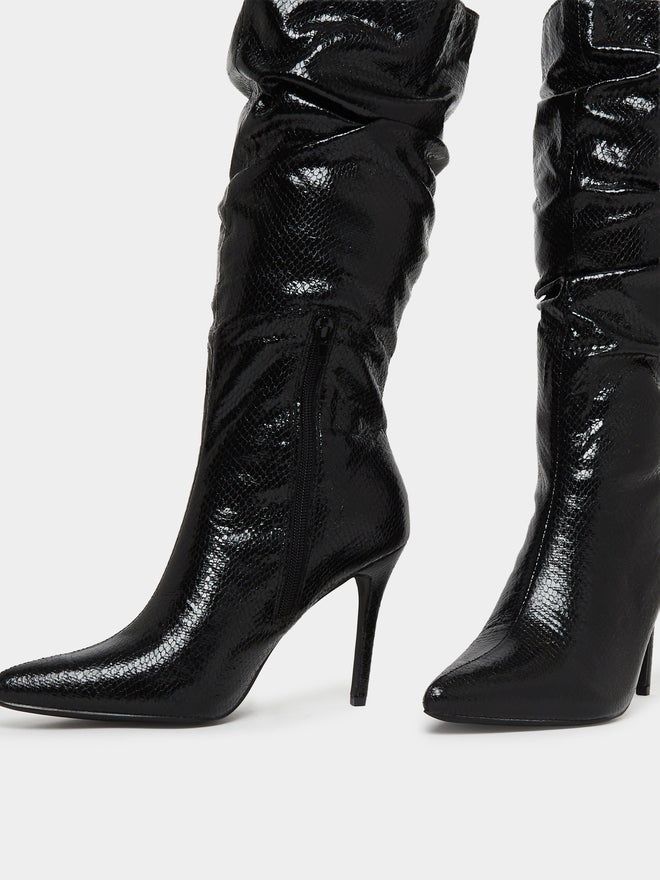 Styli Black Textured Ruched Boots - Image 4