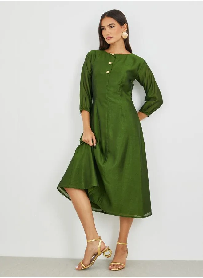 مكسيم كريشن Maxim Creation Solid Round Neck A-Line Midi Dress with Button Detail