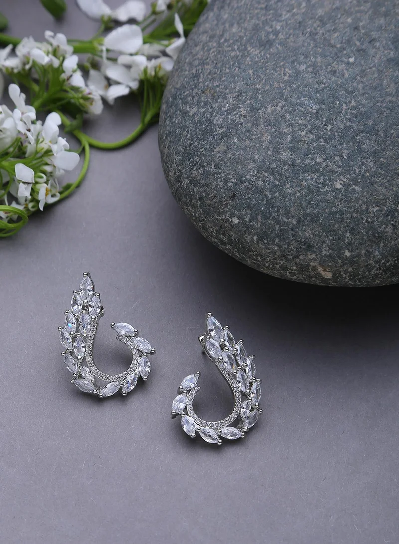 SOHI Contemporary Artificial Stud Earring Jewellery