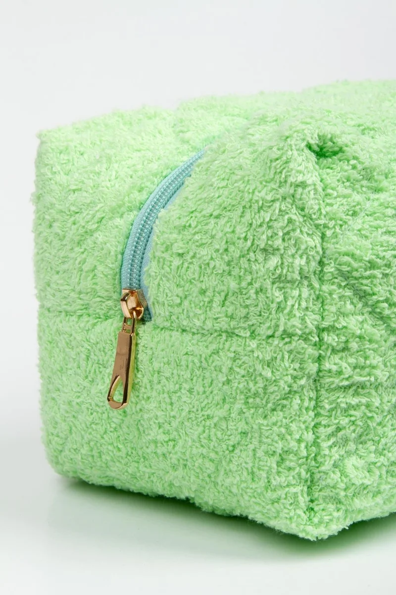 باهلس Green Towel Super Size Makeup Bag