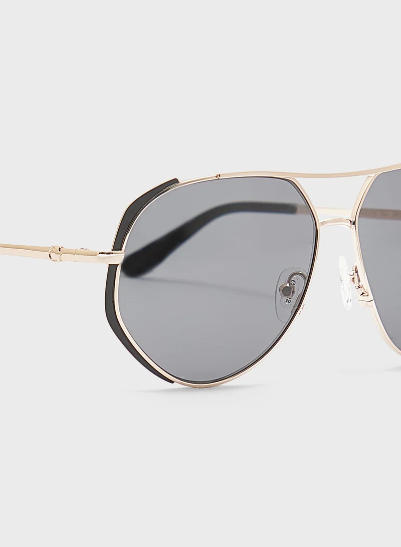 GUESS Gu0021902A59 Oversize Sunglasses