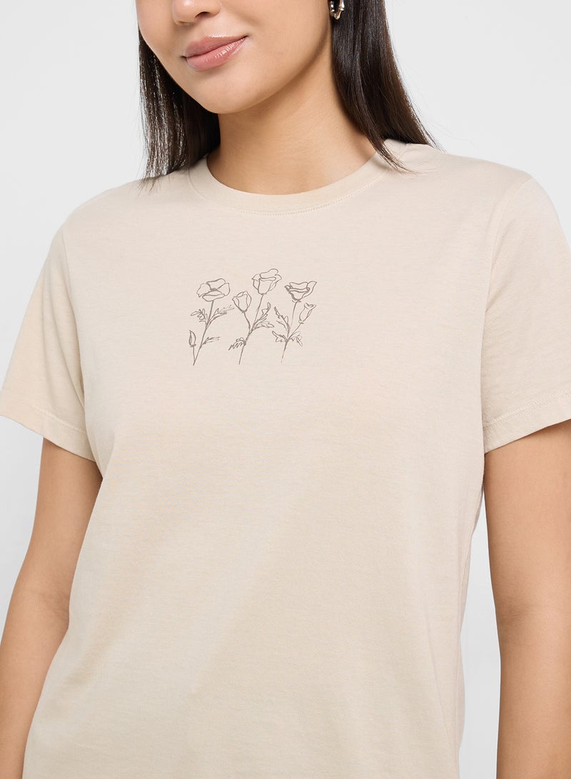American Eagle AE Graphic T-Shirt  - Image 3