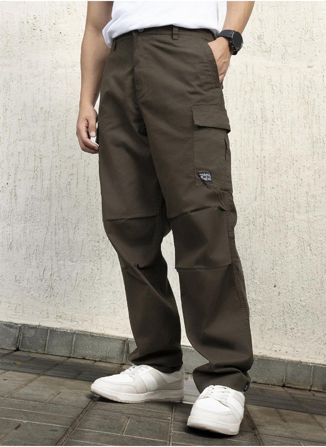 Men's Dark Olive Cotton Blend Solid Pattern Full Length Cargo Relaxed Trouser