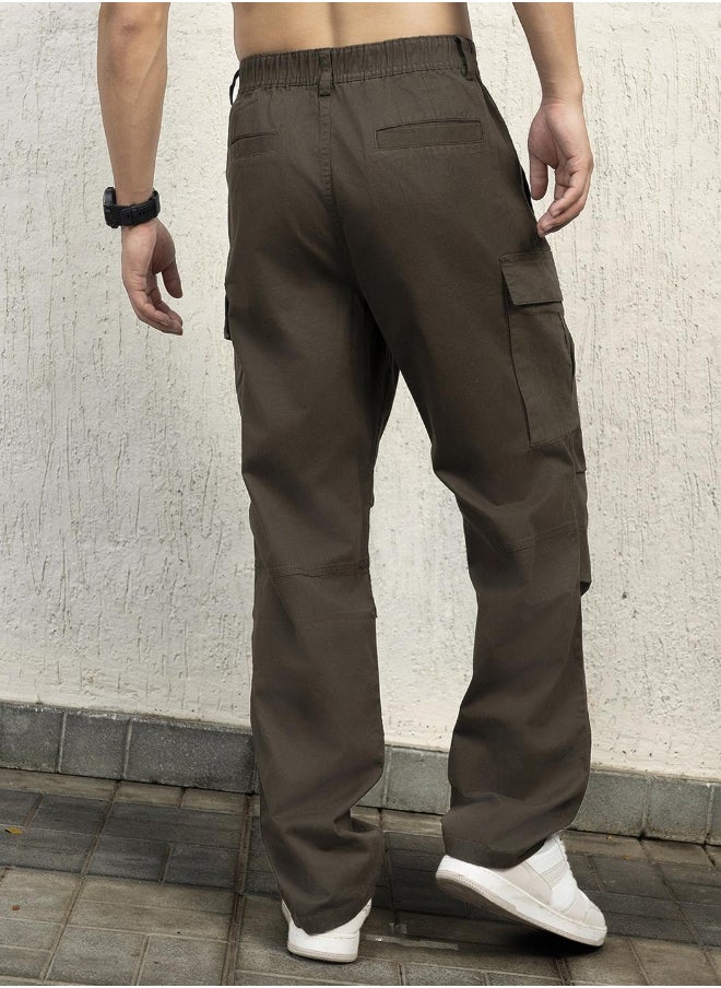 Hubberholme Men's Dark Olive Cotton Blend Solid Pattern Full Length Cargo Relaxed Trouser  - Image 2